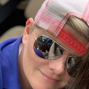 Meet your Posher, Tina